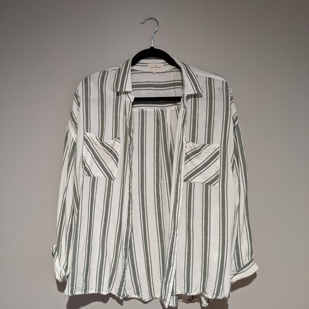 Dry Goods Button Down Top Size L